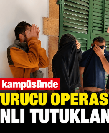 Adliye Önünde Uyuşturucu Operasyonu (1)