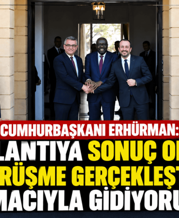 BM Bayrakları Önünde Diplomatik El Sıkışma