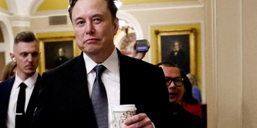 elon-musk-reuters-2330871.jpg