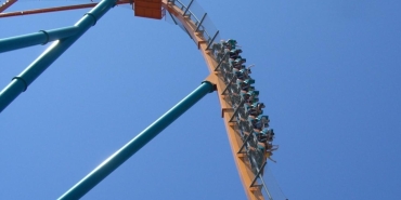 rollercoaster-2495217.jpg