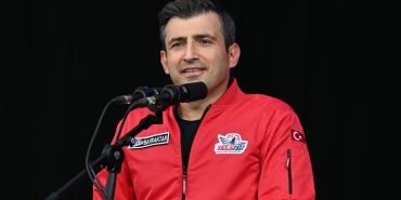 selcuk-bayraktaraa-2493290.jpg
