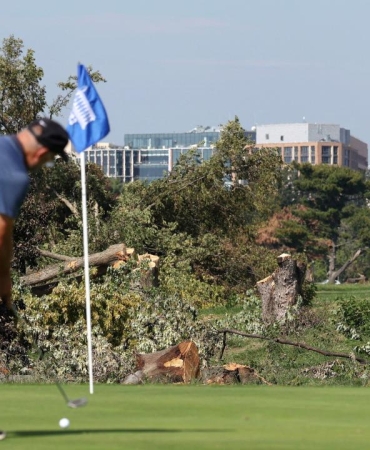 trump-golf-sahasi-reu-2495830.jpg